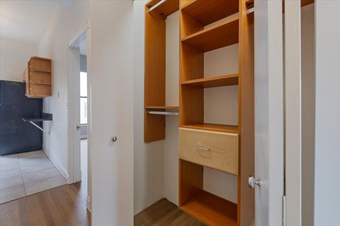 Tiny photo for 854 W CORNELIA Avenue #302, Chicago, IL 60657 (MLS # 12479251)