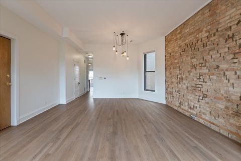 Tiny photo for 854 W CORNELIA Avenue #302, Chicago, IL 60657 (MLS # 12479251)