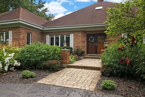 A home in South Barrington