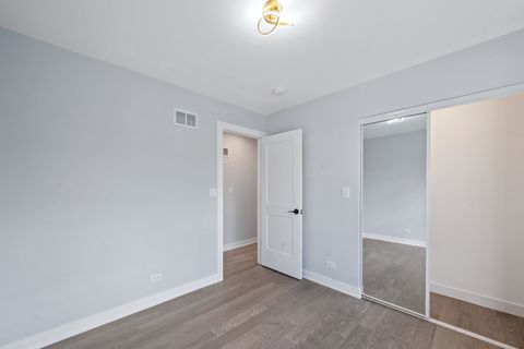 Tiny photo for 406 N Elm Street, Mount Prospect, IL 60056 (MLS # 12574240)