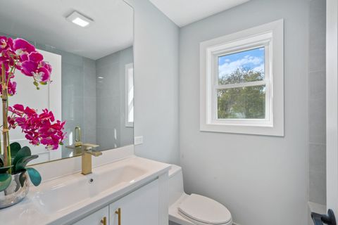 Tiny photo for 406 N Elm Street, Mount Prospect, IL 60056 (MLS # 12574240)