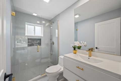 Tiny photo for 406 N Elm Street, Mount Prospect, IL 60056 (MLS # 12574240)