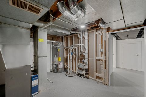 Tiny photo for 406 N Elm Street, Mount Prospect, IL 60056 (MLS # 12574240)