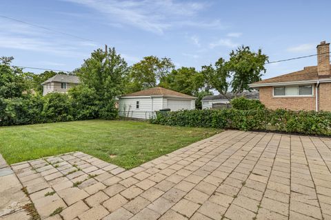 Tiny photo for 7226 W GREENLEAF Street, Niles, IL 60714 (MLS # 12444961)