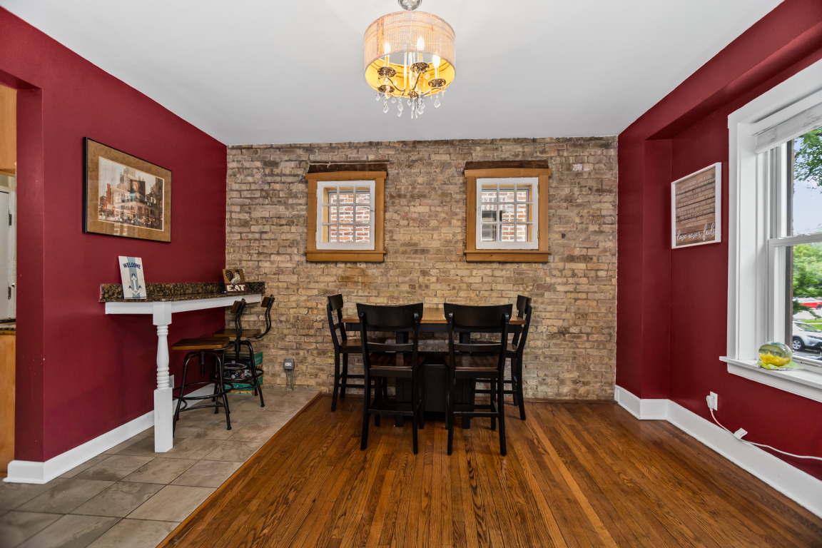 132 Clyde Avenue 1