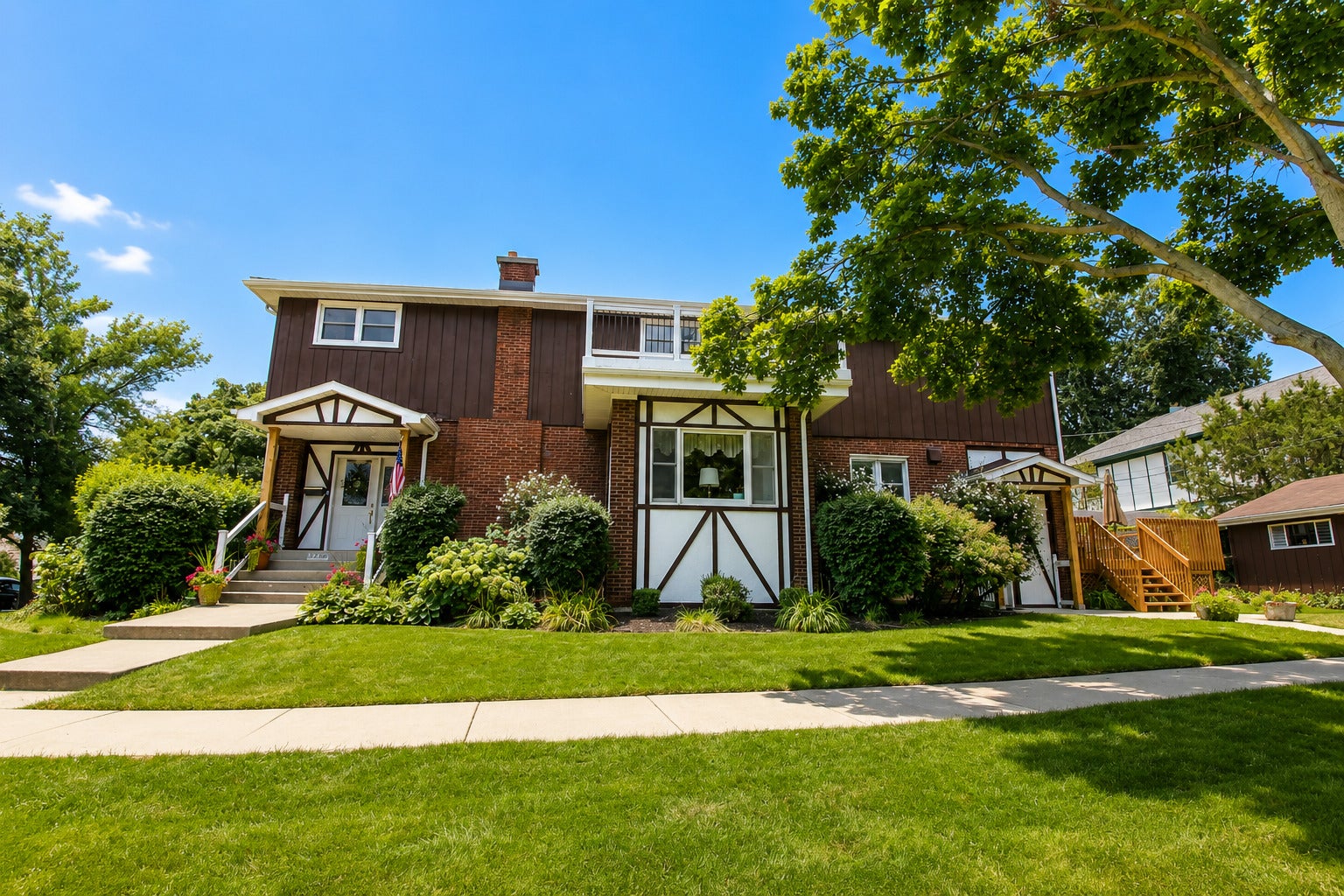 2269 W 109th Street