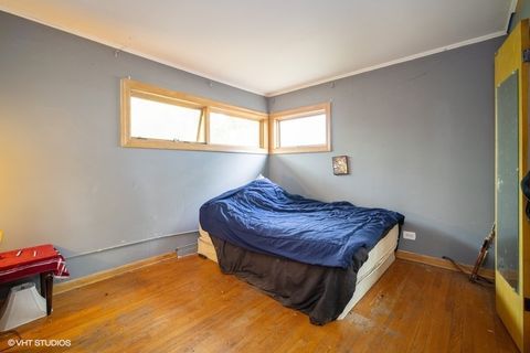 Tiny photo for 1043 Whitfield Road, Northbrook, IL 60062 (MLS # 12375950)