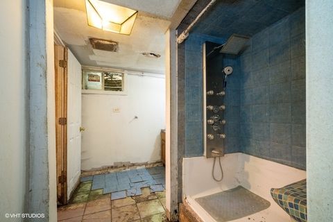 Tiny photo for 1043 Whitfield Road, Northbrook, IL 60062 (MLS # 12375950)