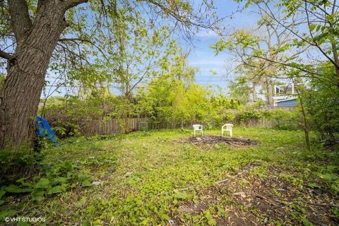 Tiny photo for 1043 Whitfield Road, Northbrook, IL 60062 (MLS # 12375950)