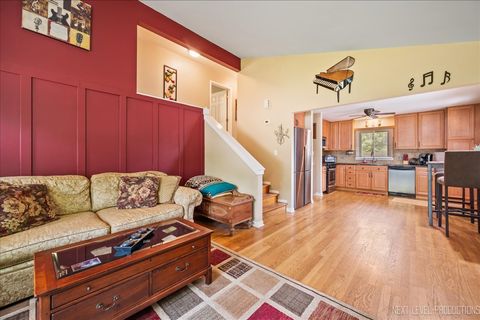 Tiny photo for 109 S Western Avenue, Bartlett, IL 60103 (MLS # 12445243)