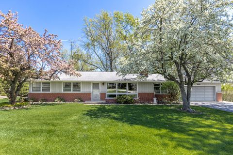 Photo of 4S629 Radcliff Road, Naperville, IL 60563 (MLS # 12596334)