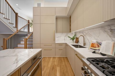 Tiny photo for 529 N Hartland Court, Chicago, IL 60622 (MLS # 12576707)