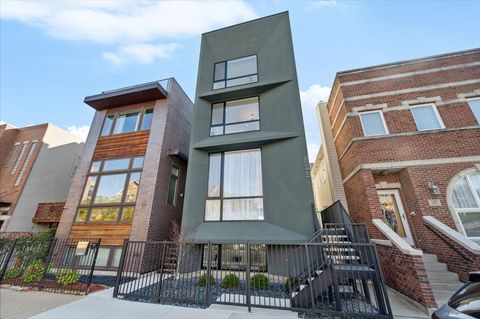 Tiny photo for 529 N Hartland Court, Chicago, IL 60622 (MLS # 12576707)