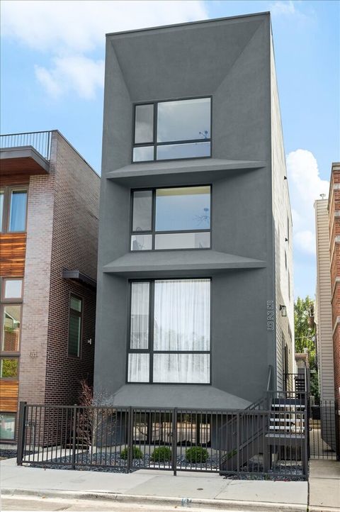 Tiny photo for 529 N Hartland Court, Chicago, IL 60622 (MLS # 12576707)