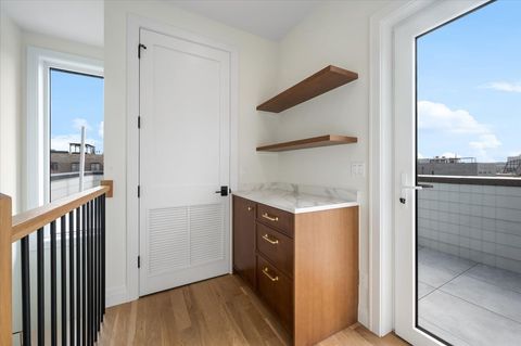 Tiny photo for 529 N Hartland Court, Chicago, IL 60622 (MLS # 12576707)