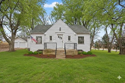Photo of 3600 183rd Street, Homewood, IL 60430 (MLS # 12576312)