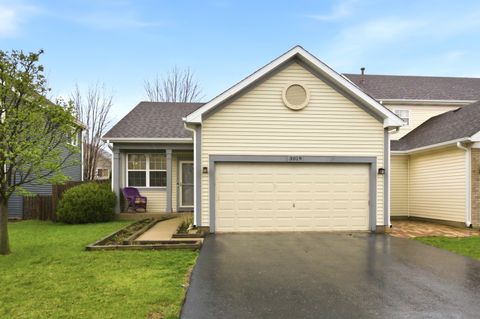 Photo of 3019 Nantucket Drive, Joliet, IL 60435 (MLS # 12609670)