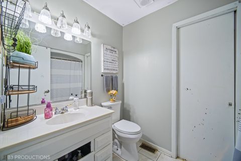 Tiny photo for 640 Aspen Street, Frankfort, IL 60423 (MLS # 12677904)
