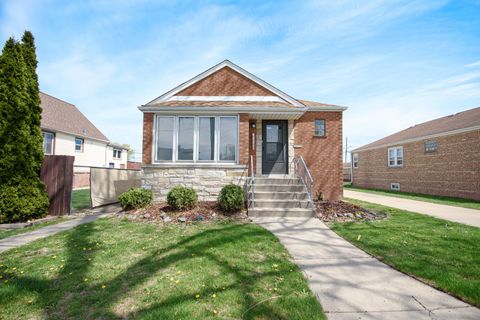 Tiny photo for 5533 S Menard Avenue, Chicago, IL 60638 (MLS # 12516145)