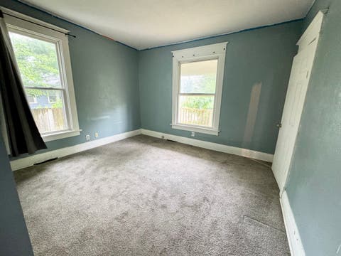 Tiny photo for 1549 W 14th Street, Davenport, IA 52804 (MLS # 12727781)