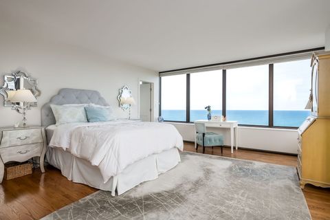 Tiny photo for 3150 N Lake Shore Drive #34A, Chicago, IL 60657 (MLS # 12626056)