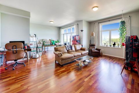Tiny photo for 500 E Saint Charles Road #510, Lombard, IL 60148 (MLS # 12639570)