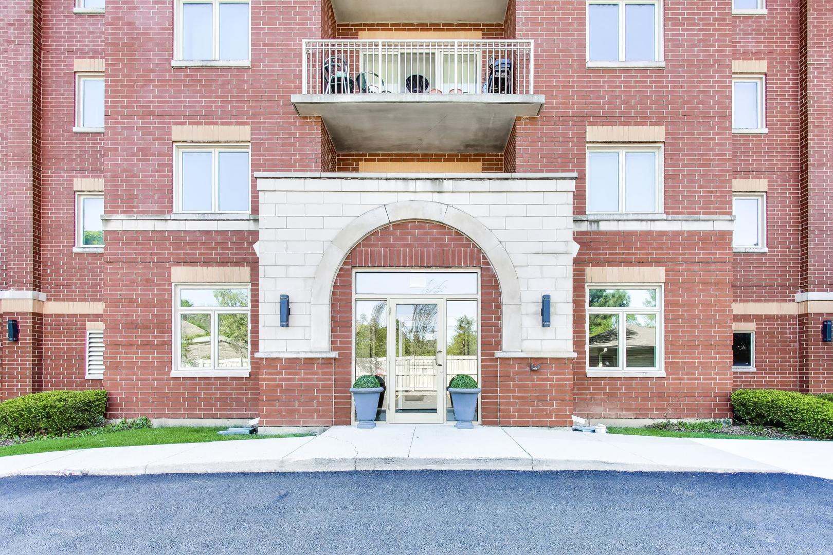 500 E Saint Charles Road 510