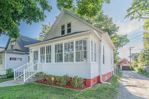 A home in North Chicago