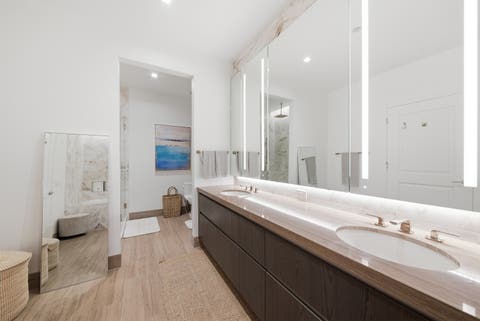 Tiny photo for 363 E Wacker Drive #2708, Chicago, IL 60601 (MLS # 12670522)