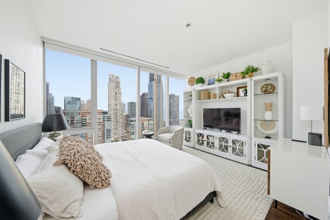 Tiny photo for 363 E Wacker Drive #2708, Chicago, IL 60601 (MLS # 12670522)