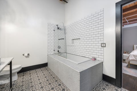 Tiny photo for 1101 W Lake Street #3C, Chicago, IL 60607 (MLS # 12685678)