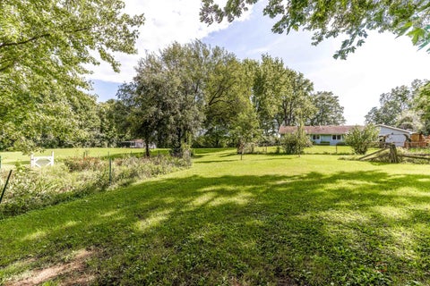 Tiny photo for 2006 Old Peterson Road, Libertyville, IL 60048 (MLS # 12762828)
