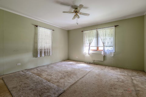 Tiny photo for 2006 Old Peterson Road, Libertyville, IL 60048 (MLS # 12762828)