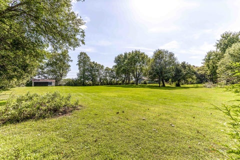 Tiny photo for 2006 Old Peterson Road, Libertyville, IL 60048 (MLS # 12762828)