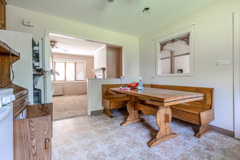 Tiny photo for 2006 Old Peterson Road, Libertyville, IL 60048 (MLS # 12762828)