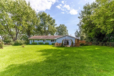 Tiny photo for 2006 Old Peterson Road, Libertyville, IL 60048 (MLS # 12762828)