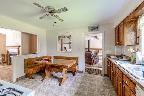 Tiny photo for 2006 Old Peterson Road, Libertyville, IL 60048 (MLS # 12762828)