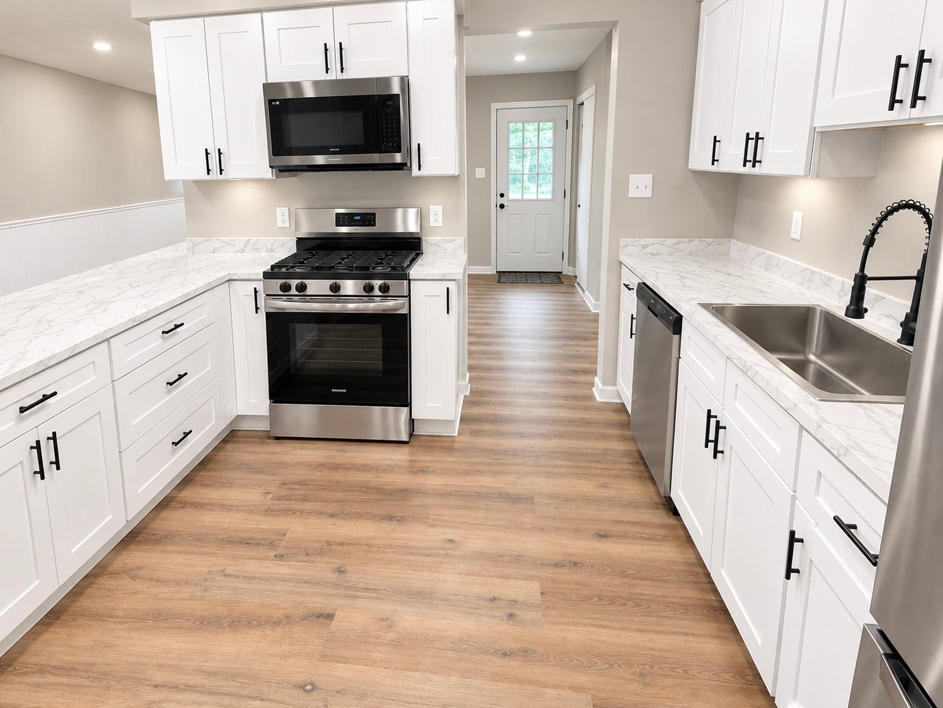370 KAREN Drive