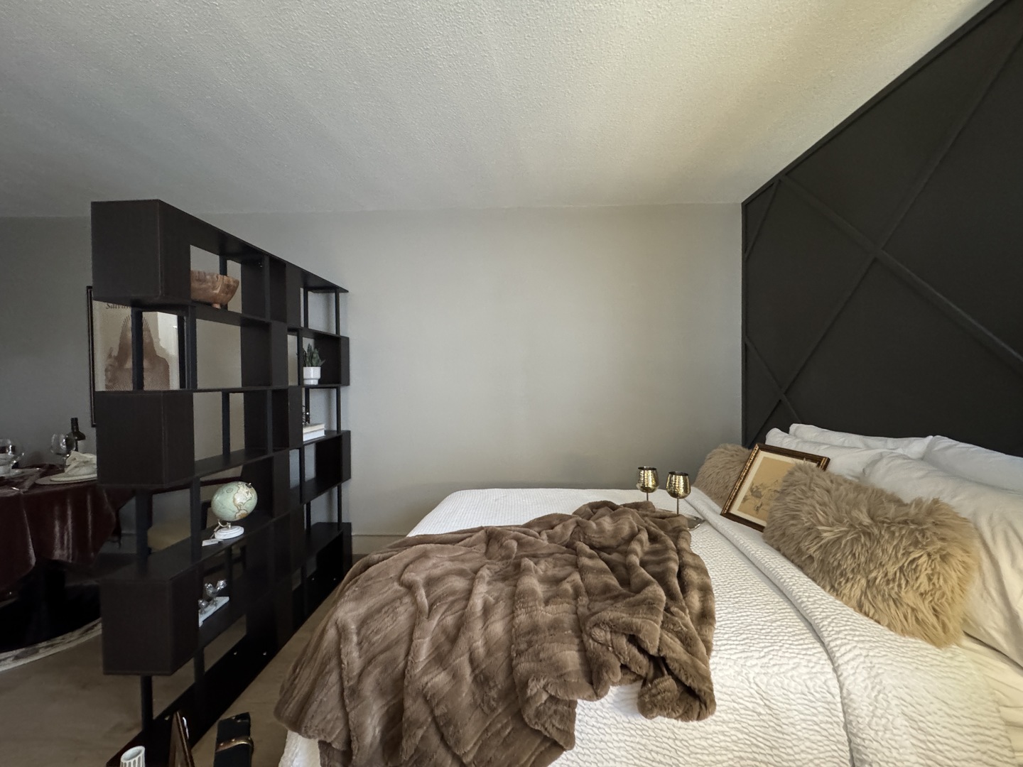 6175 W Grand Avenue 1001