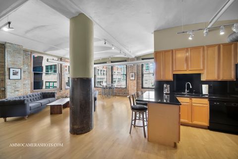 Tiny photo for 801 S Wells Street #710, Chicago, IL 60607 (MLS # 12432999)