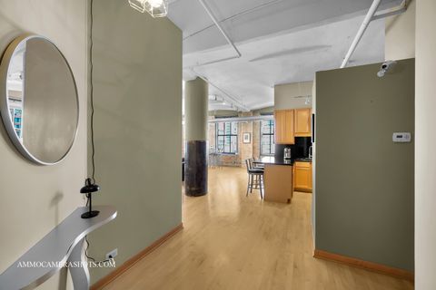 Tiny photo for 801 S Wells Street #710, Chicago, IL 60607 (MLS # 12432999)