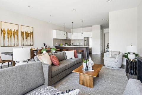 Tiny photo for 934 N California Avenue #2S, Chicago, IL 60622 (MLS # 12587562)