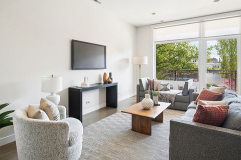 Tiny photo for 934 N California Avenue #2S, Chicago, IL 60622 (MLS # 12587562)