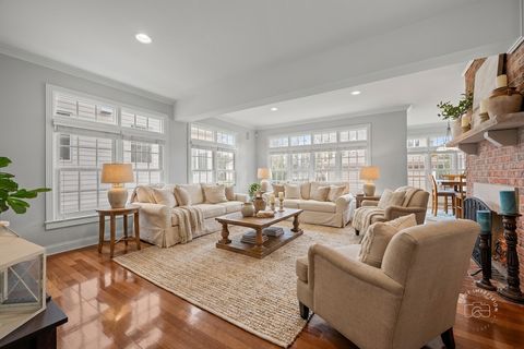 Tiny photo for 427 S Sleight Street, Naperville, IL 60540 (MLS # 12646041)