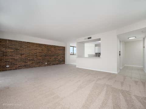 Tiny photo for 101 Bar Harbour Road #2M, Schaumburg, IL 60193 (MLS # 12702825)