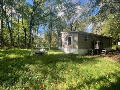 Tiny photo for 121 Lee Lane, Murphysboro, IL 62966 (MLS # 12592443)