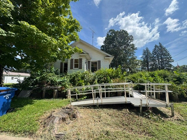 2333 Barker Street