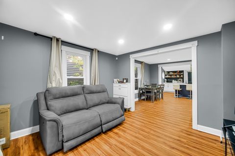 Tiny photo for 1521 Catalpa Avenue, Waukegan, IL 60085 (MLS # 12502527)