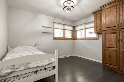 Tiny photo for 505 E Atwood Court, Elmhurst, IL 60126 (MLS # 12517818)