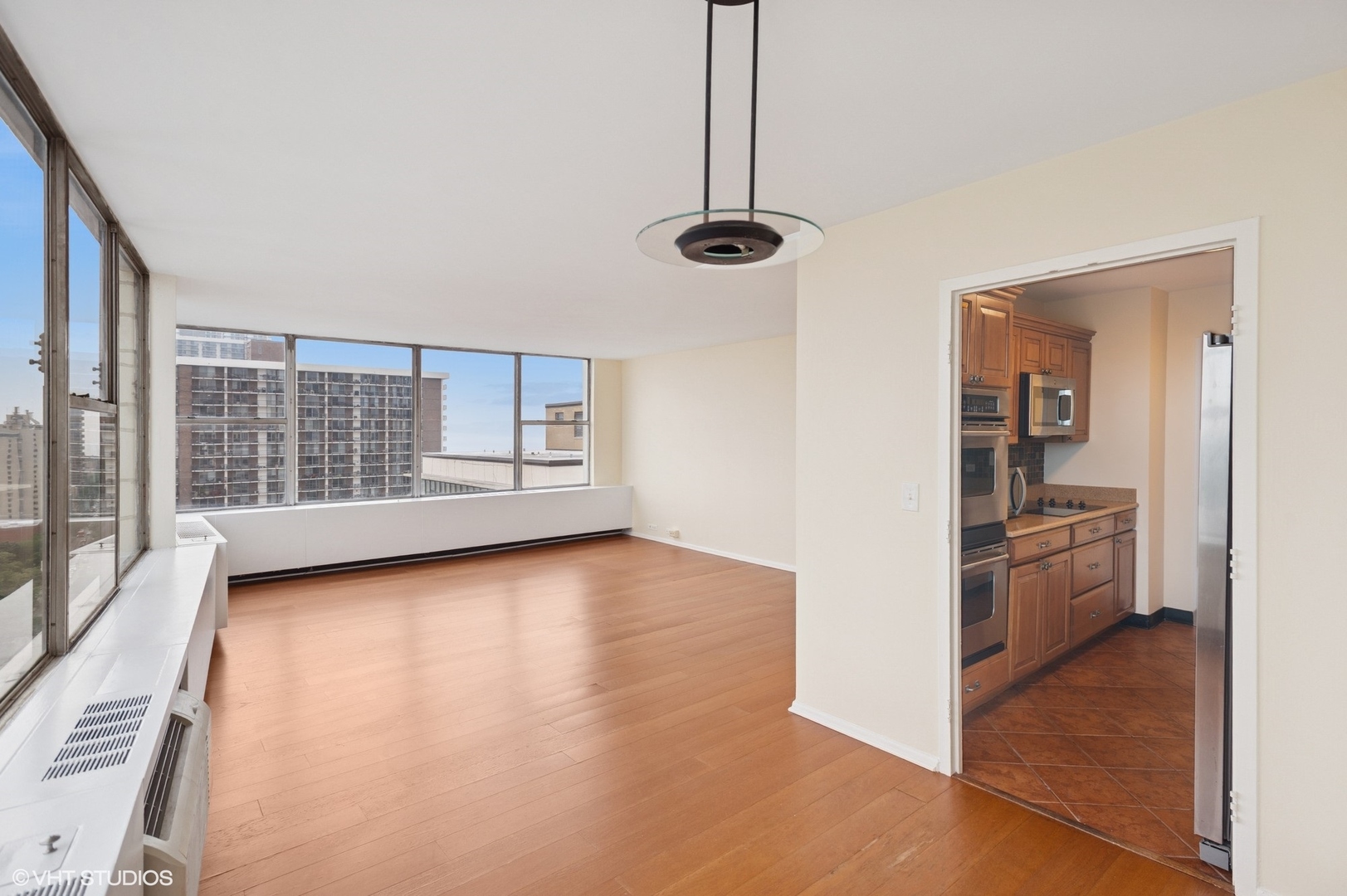 5757 N Sheridan Road 20J